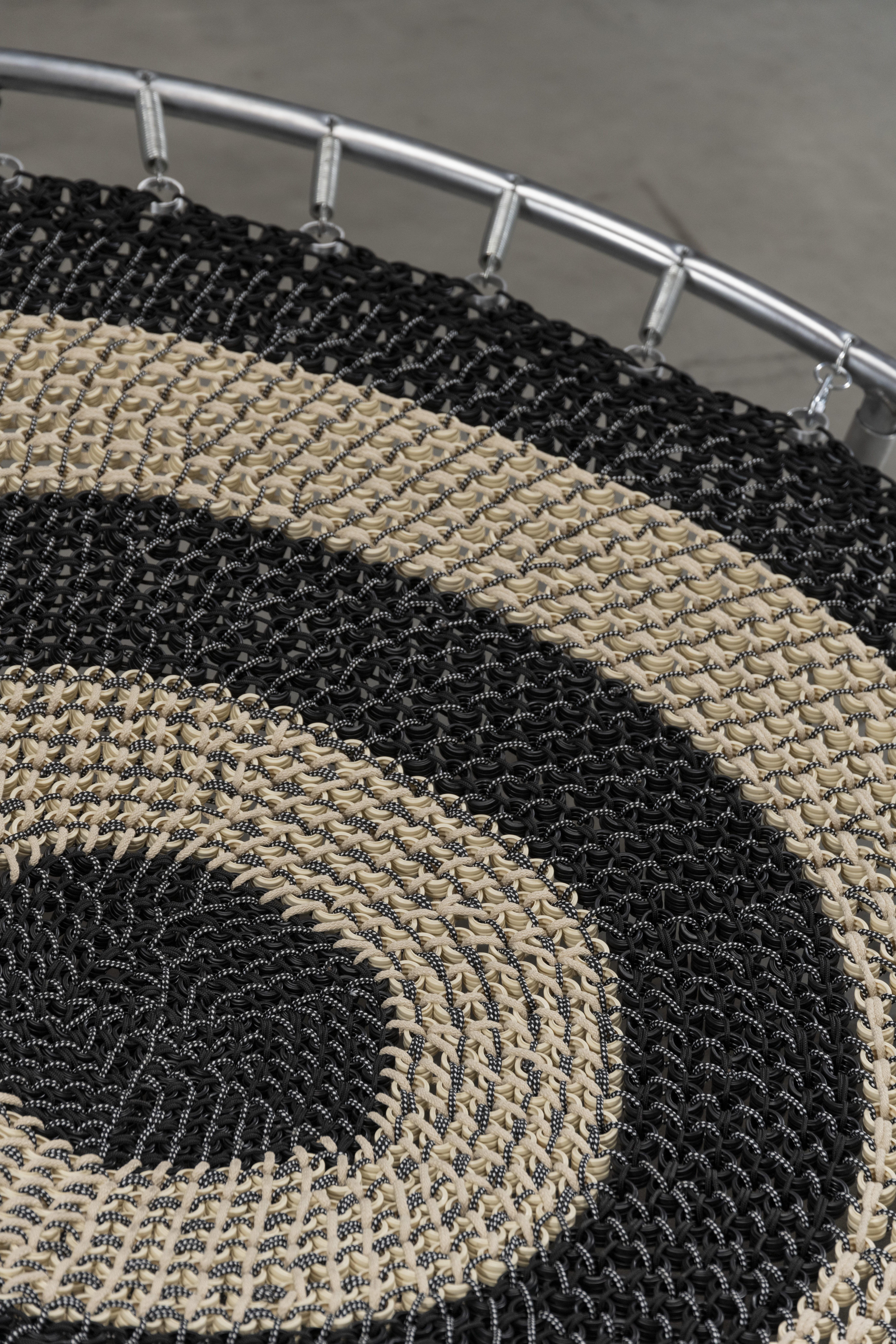 Detail of the circular net
© Hugo Boutry